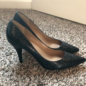 Talbots Black Snakeskin Pumps, Sz 8.5